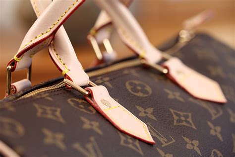 Louis Vuitton Handbags: Iconic Styles and Price Guide 